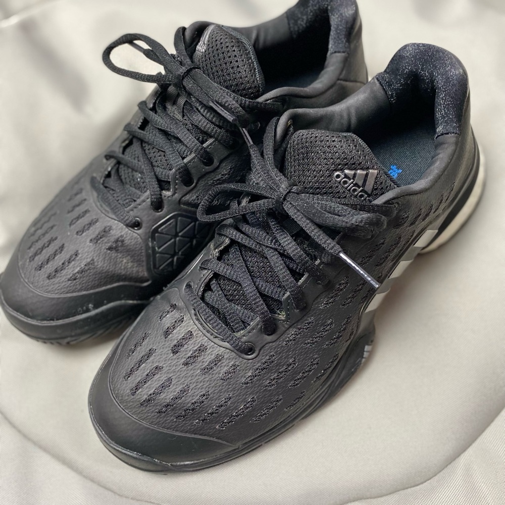 ADIDAS men’s black Barricade Boost Tennis Hard Court shoe (sz 8 or womens 9)
